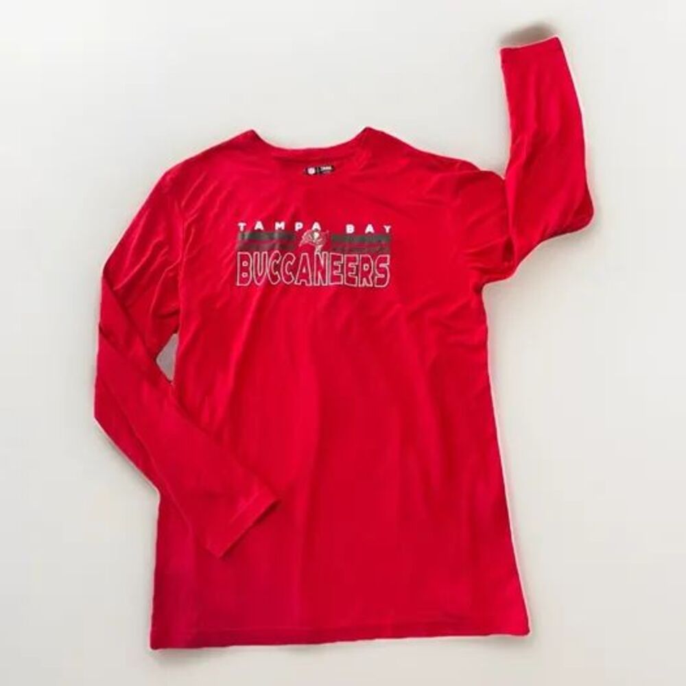 Adult Large NFL Team Apparel Long Sleeve, Tampa Bay Buccaneers Sleepwear Shirt